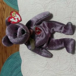 Y2K beanie baby signature bear